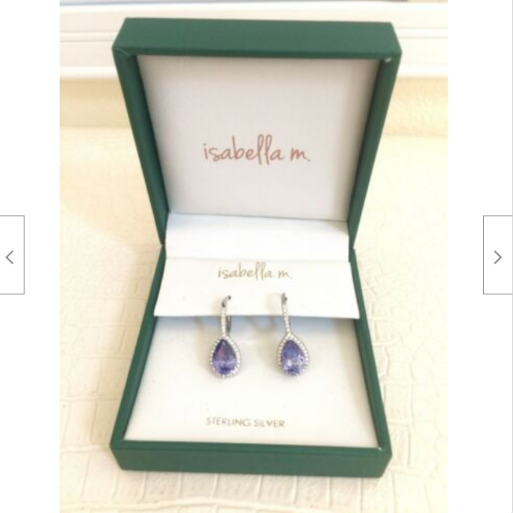 Isabella m EARRINGS